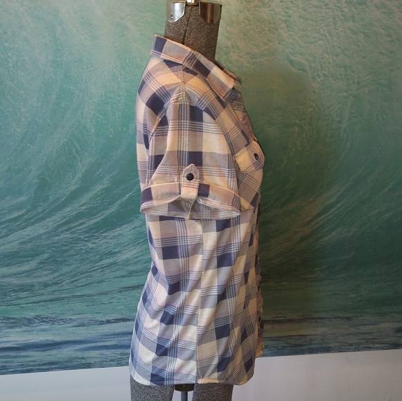 Casual plaid short sleeve button up shirt - Picture 4 of 9